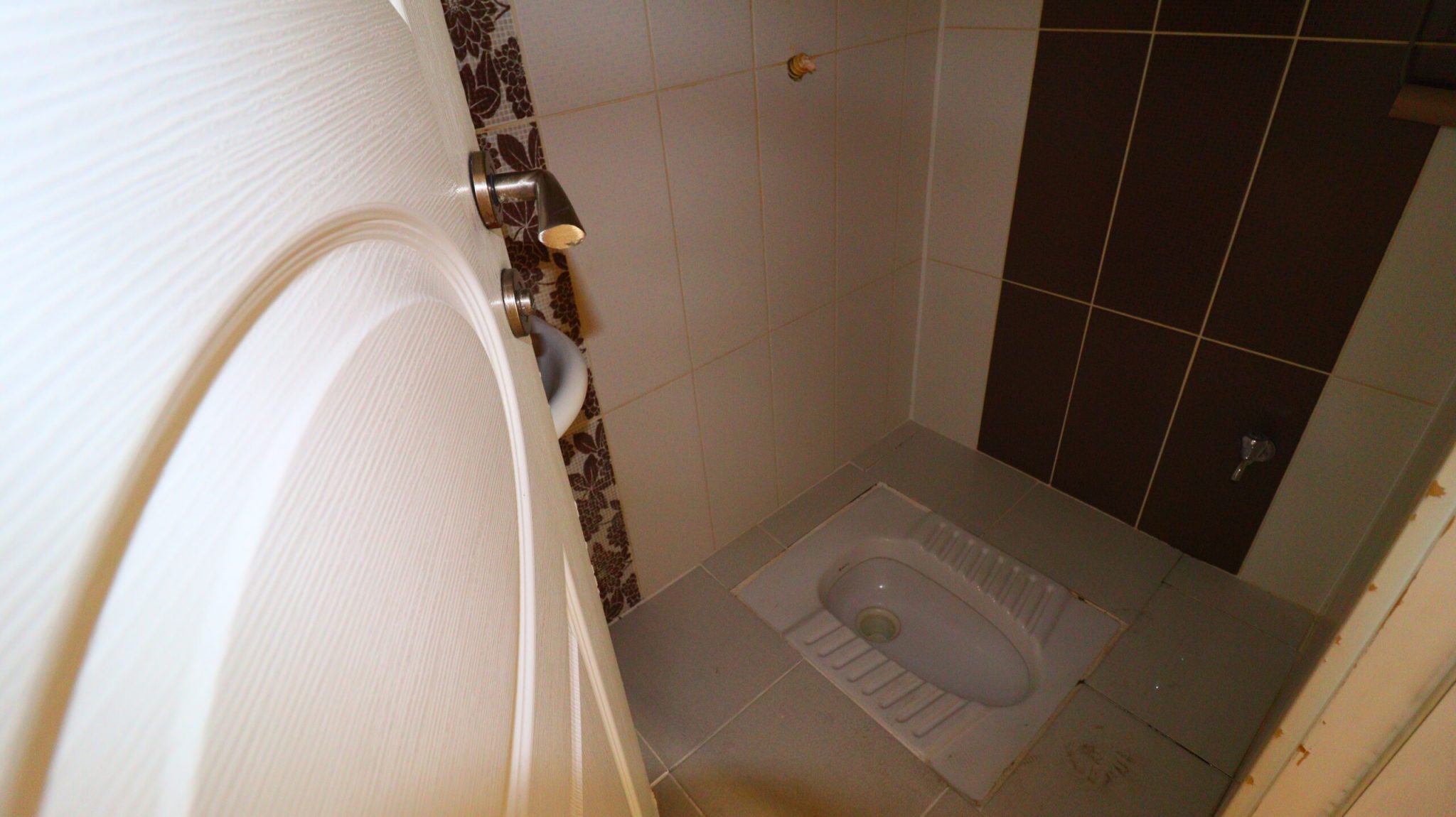 Mersin Erdemli Alata Migros Market Arkası 3+1 Yıllık Kiralık Daire