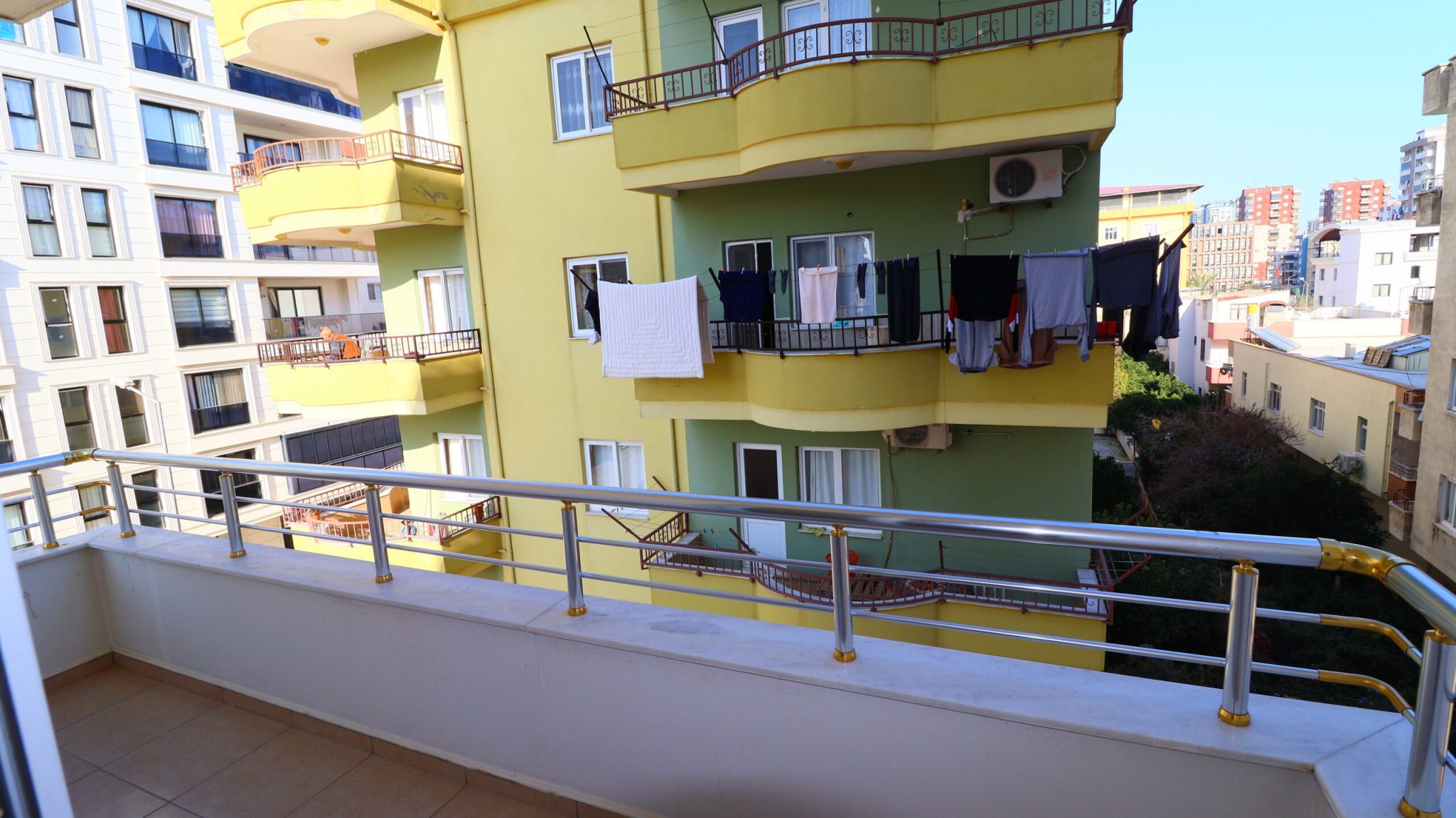 Mersin Erdemli Alata Migros Market Arkası 3+1 Yıllık Kiralık Daire