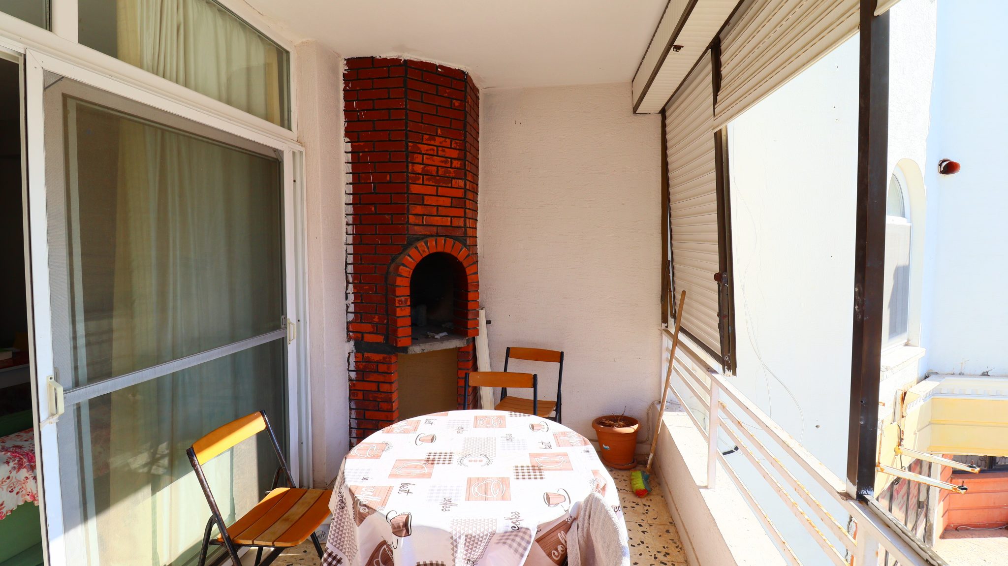 Mersin Erdemli Seafront Erdemkent Holiday Complex 2+1 Diare Zu Verkaufen
