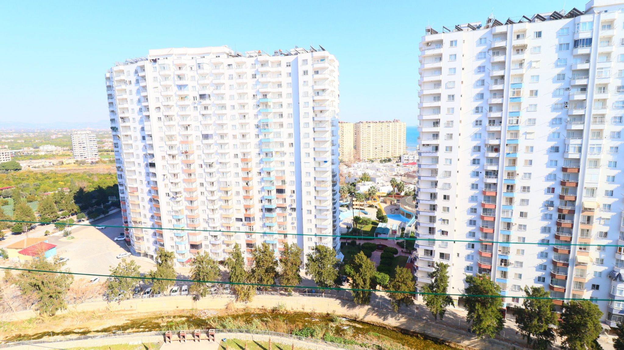 Mersin Erdemli Tömük Doğan Aguapark Sitesi 2+1 Satılık Bakımlı Daire