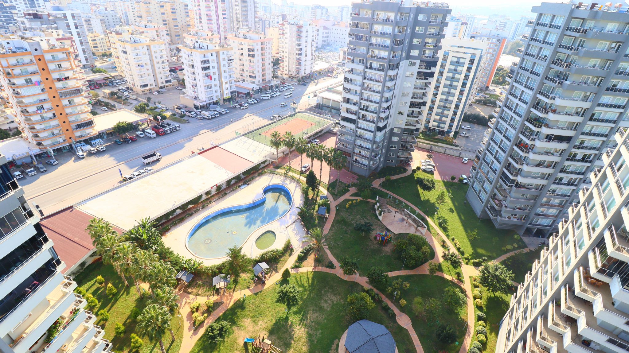 Mersin Erdemli Türbe Bahçeşehir Residences 4+1 Luxury Flat for Sale