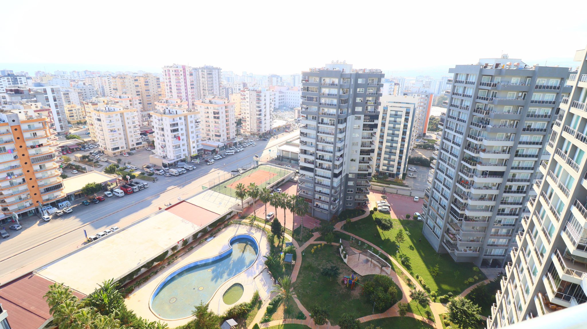 Mersin Erdemli Türbe Bahçeşehir Residences 4+1 Luxury Flat for Sale
