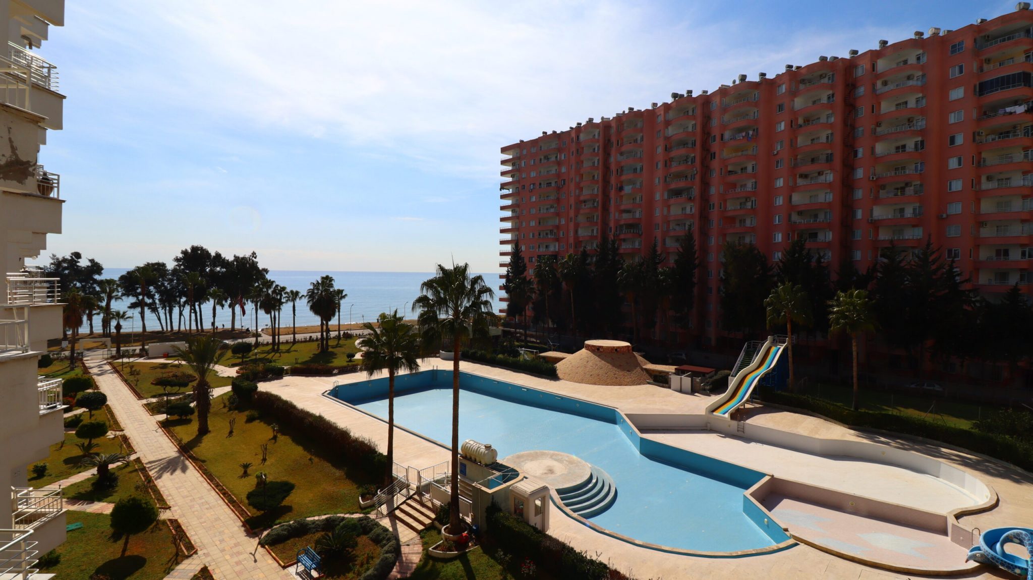 Mersin Erdemli Tömük Dimer Sitesi Denize Sıfır Satılık Daire
