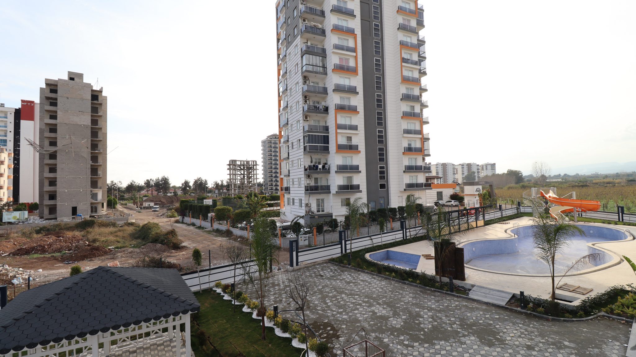 1+1 Luxuswohnung zum Verkauf in Mersin Erdemli Kargipınarı