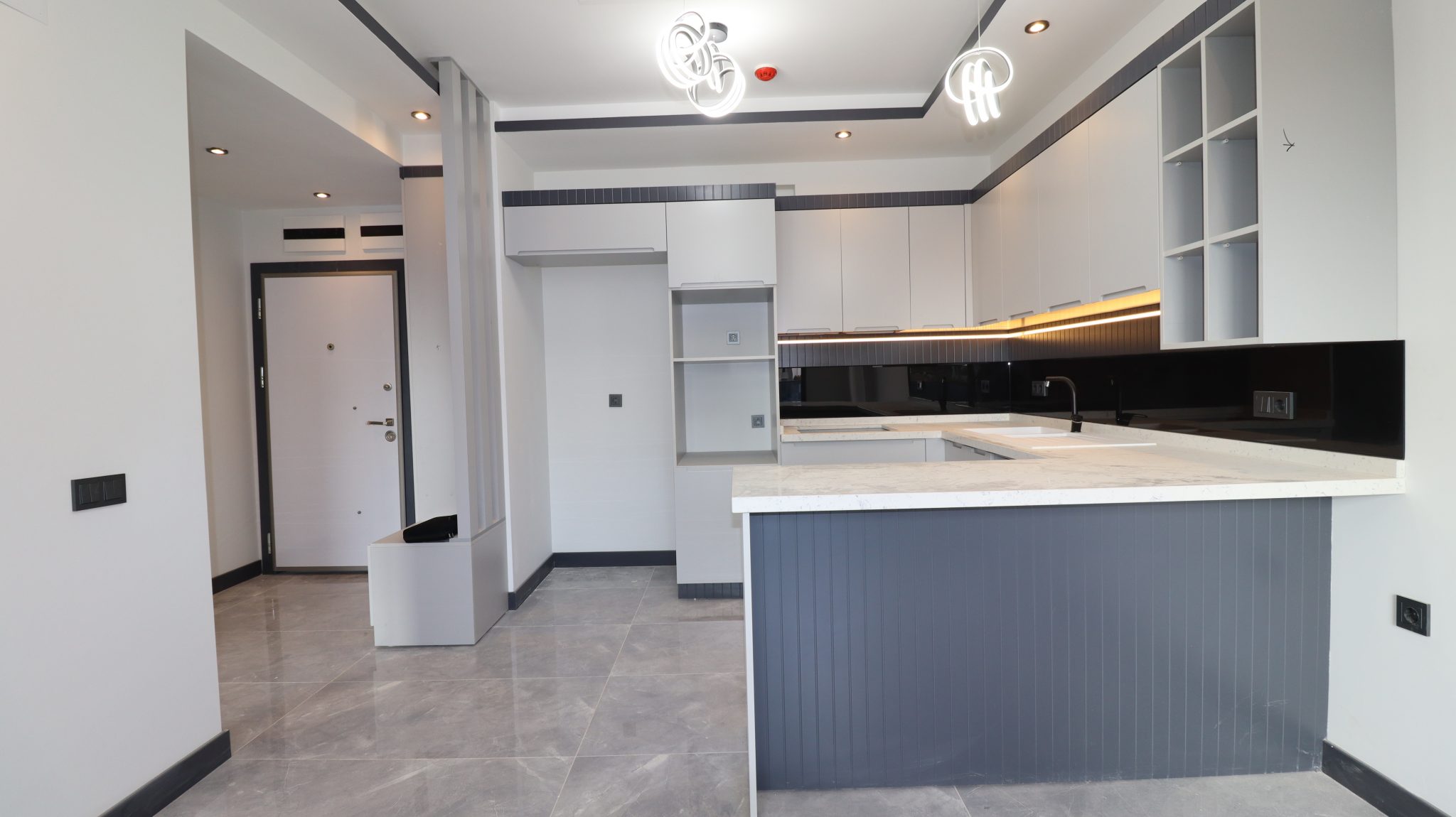 1+1 Luxuswohnung zum Verkauf in Mersin Erdemli Kargipınarı