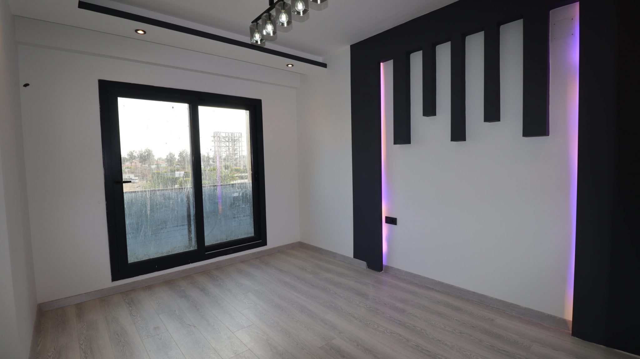 Mersin Erdemli Kargıpınarı Satılık 1+1 Lüks  Daire