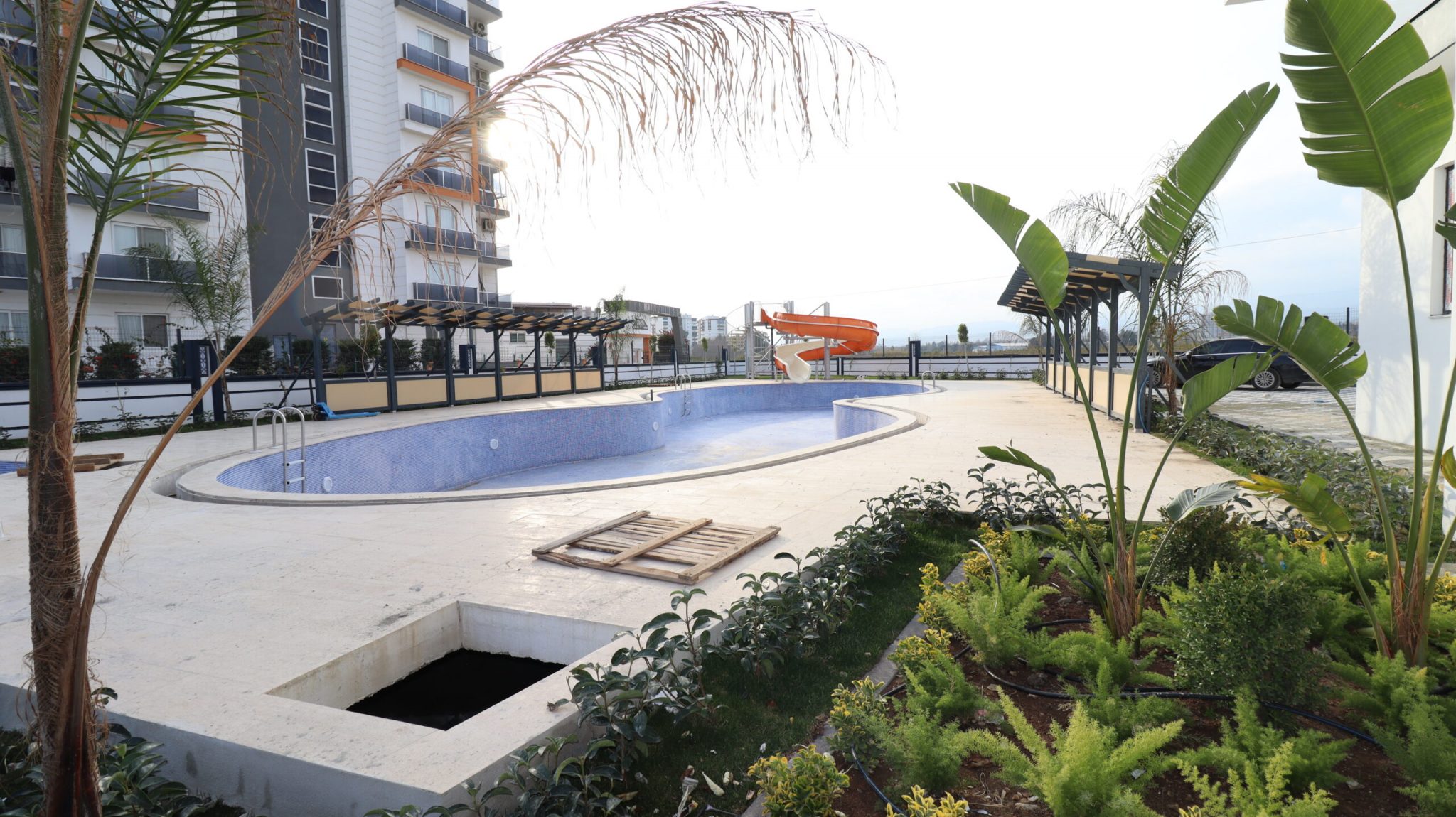 Mersin Erdemli Kargıpınarı Satılık 1+1 Lüks  Daire
