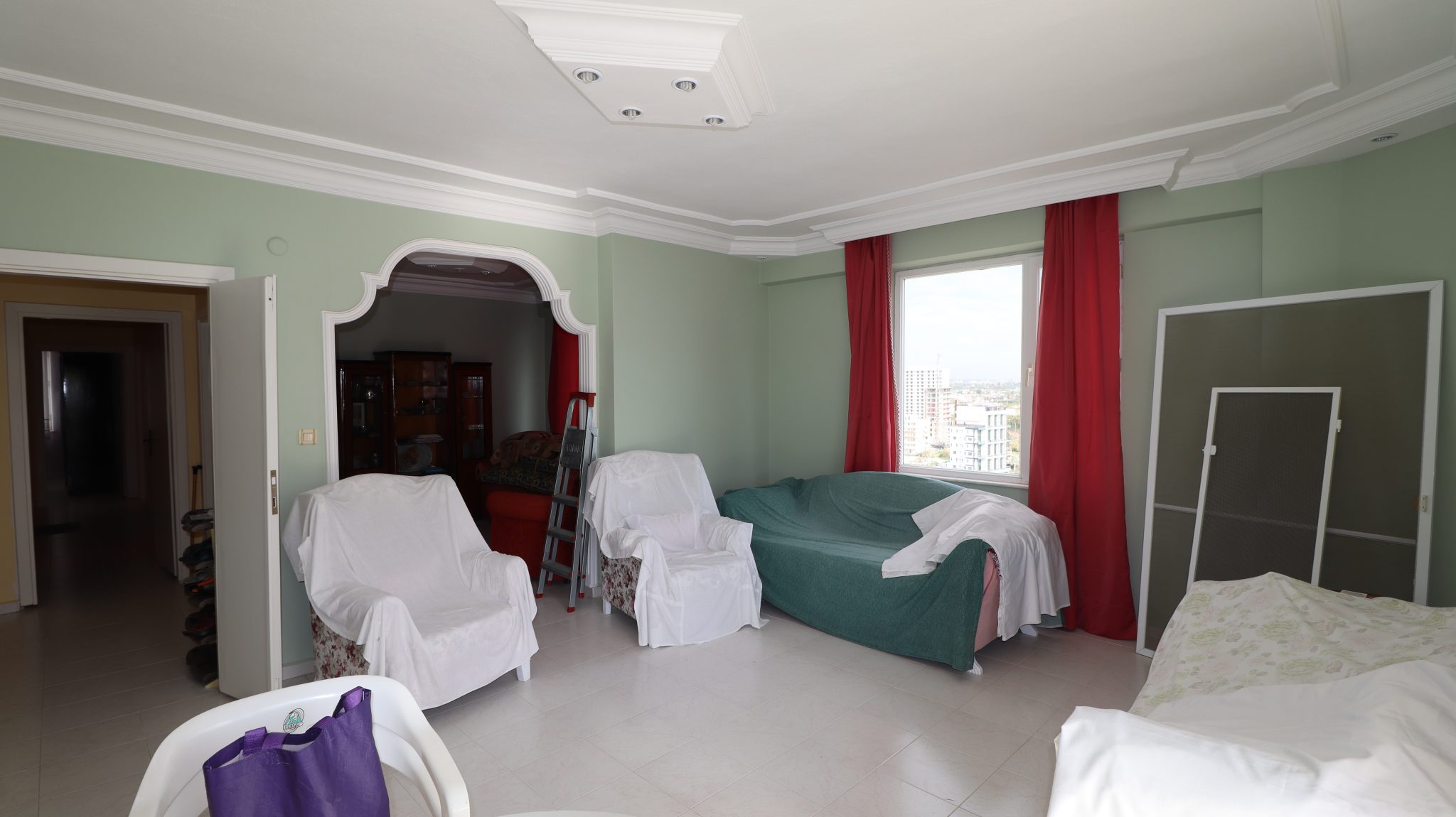 Mersin Erdemli Tömük Pınar Sitesi Furnished 4+1 Flat for Sale
