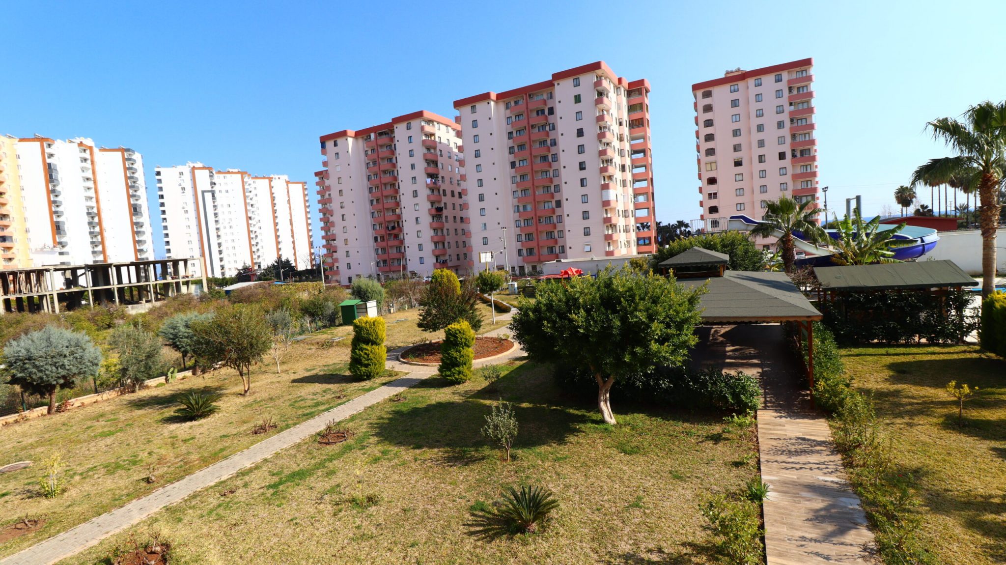 Mersin Erdemli Çeşmeli Abita Concept Satılık 1+1 Eşyalı Daire