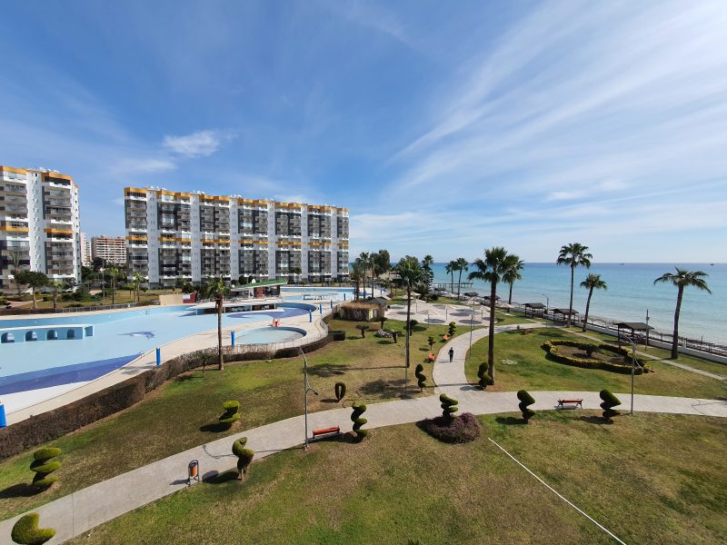 Mersin Erdemli Kargıpınarı Denize Sıfır Queenaba Sitesi Satılık Daire