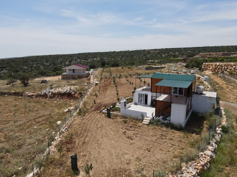 Mersin Silifke Narlıkuyu Deniz Manzaralı Tarla İçinde Satılık Ev