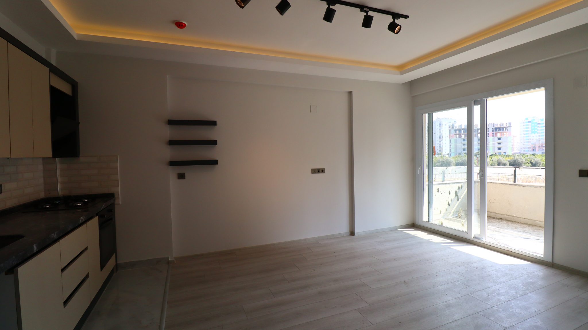 Erdemli Arpaçbahşiş Rivera Park Unsere zum Verkauf stehende Wohnung befindet sich im Komplex.