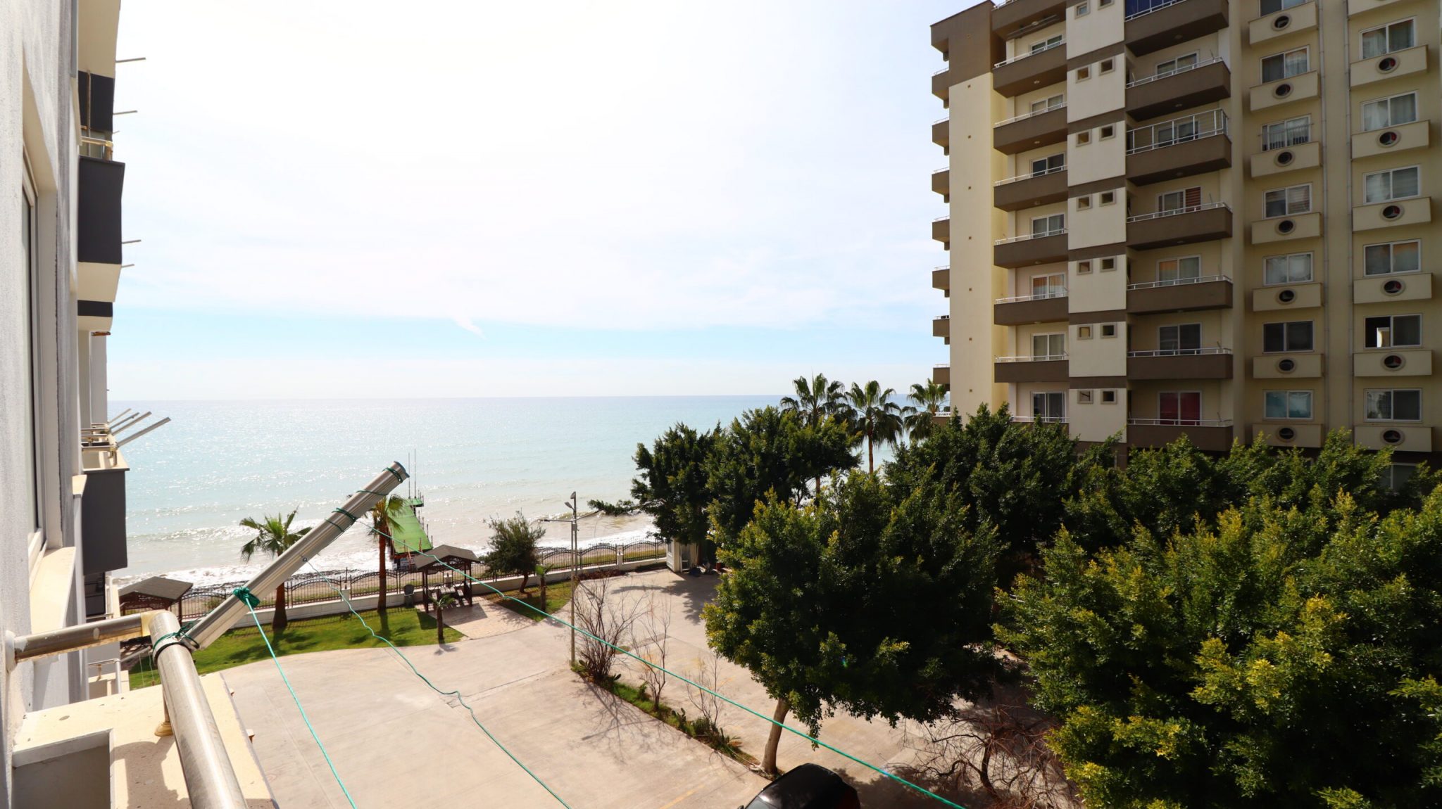 Mersin Erdemli Kargıpınarı Denize Sıfır Queenaba Sitesi Satılık Daire