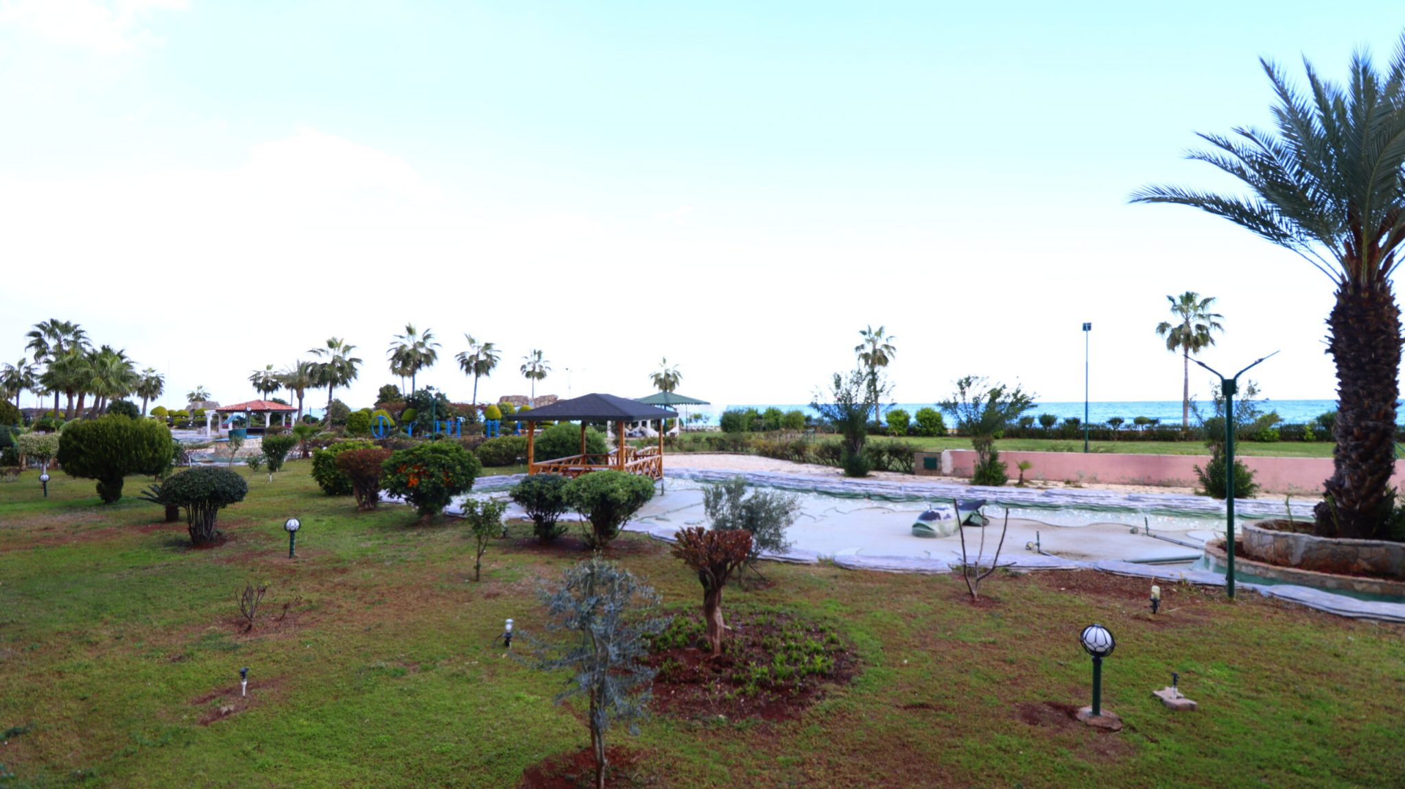 Mersin Erdemli Limonlu Liparis 4 Eşyalı Satılık 2+1 Daire
