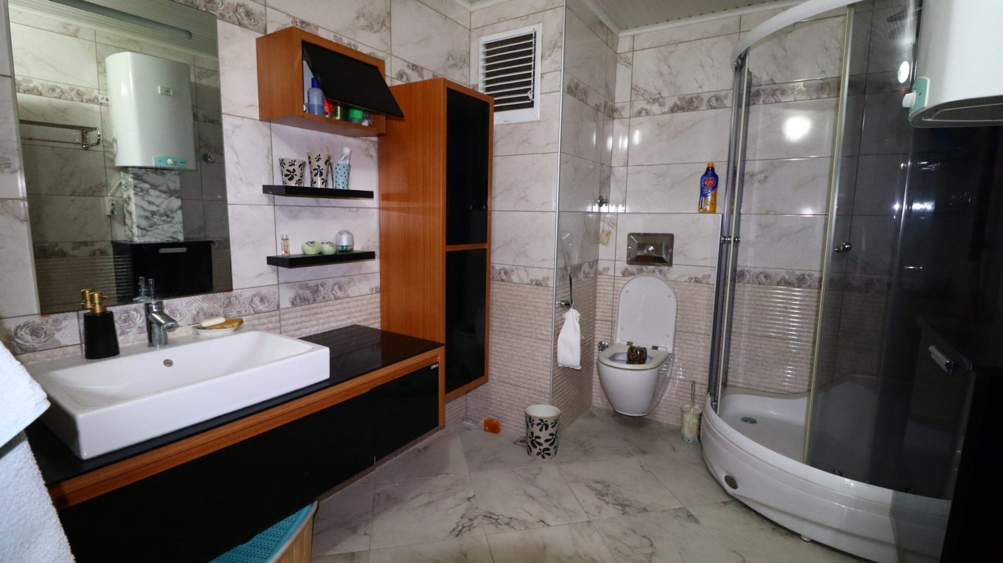 Mersin Erdemli Limonlu Liparis 4 Eşyalı Satılık 2+1 Daire