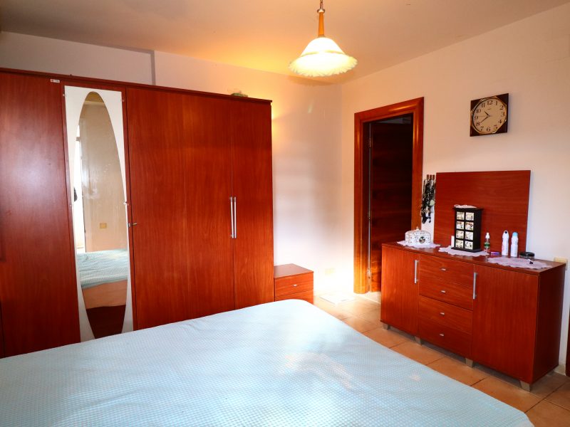 Mersin Erdemli Limonlu Liparis 4 Eşyalı Satılık 2+1 Daire