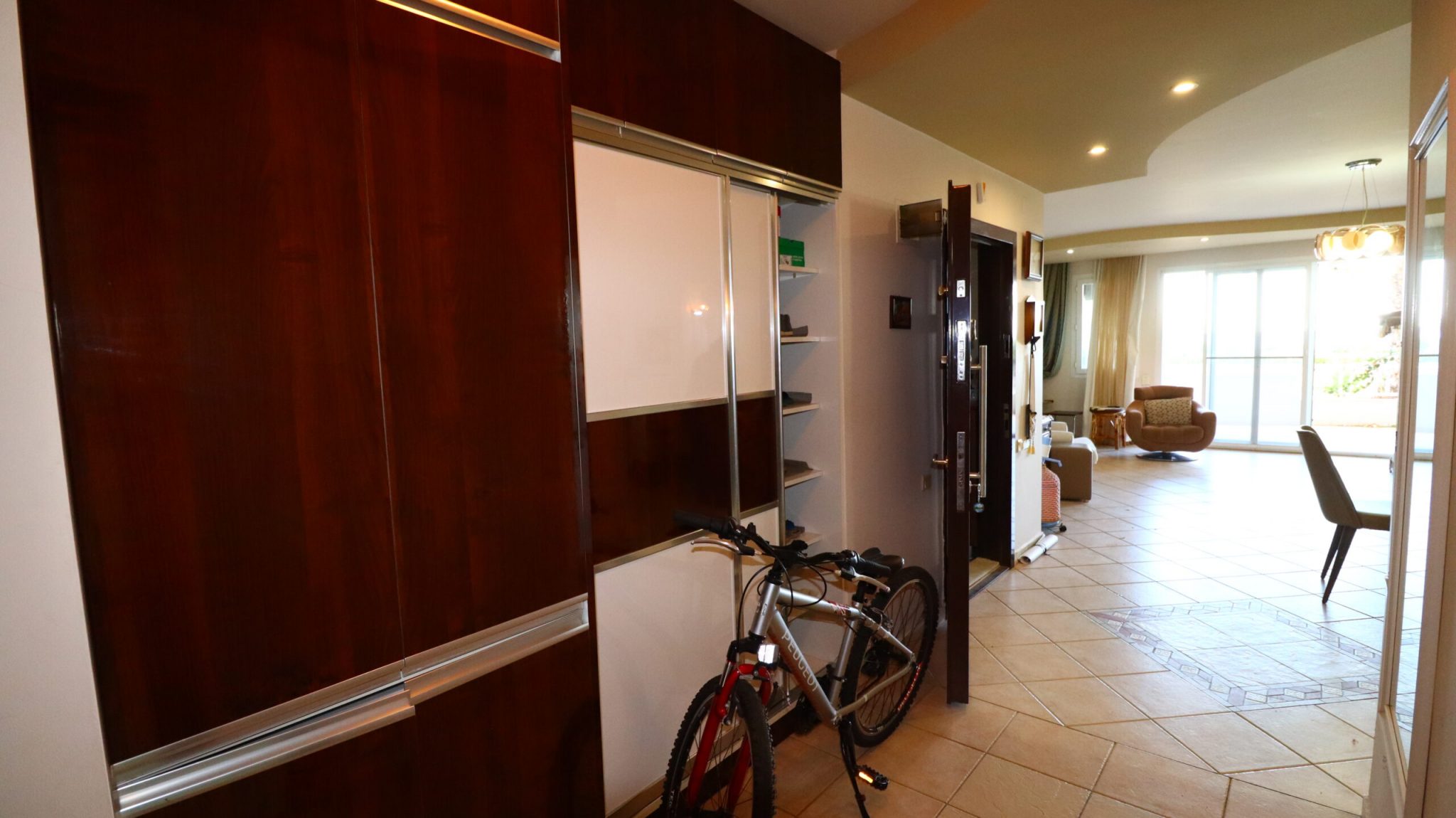 Mersin Erdemli Limonlu Liparis 4 Eşyalı Satılık 2+1 Daire