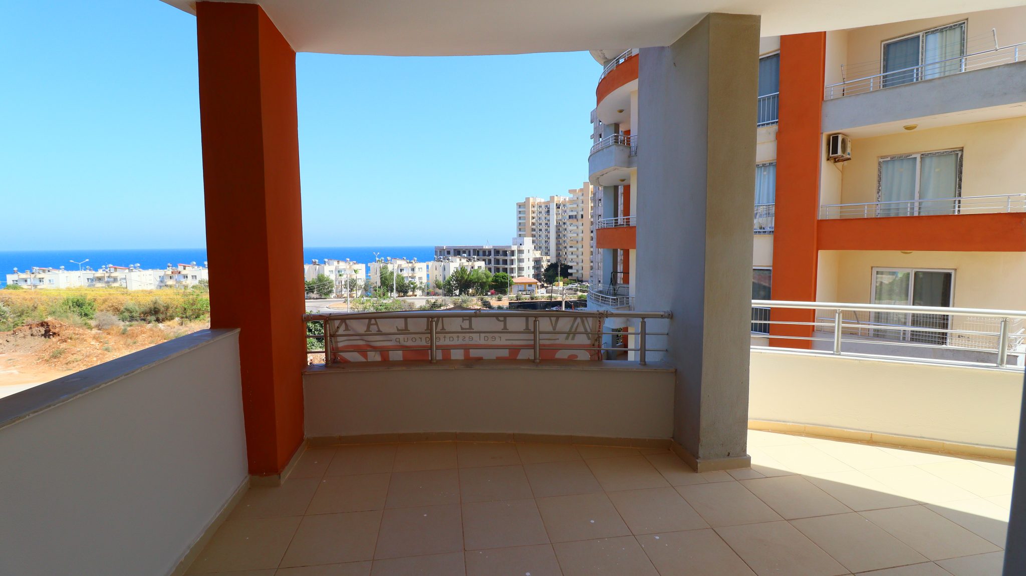 Mersin Erdemli Ayaş Site İçinde Deniz Manzaralı Satılık 2+1 Daire