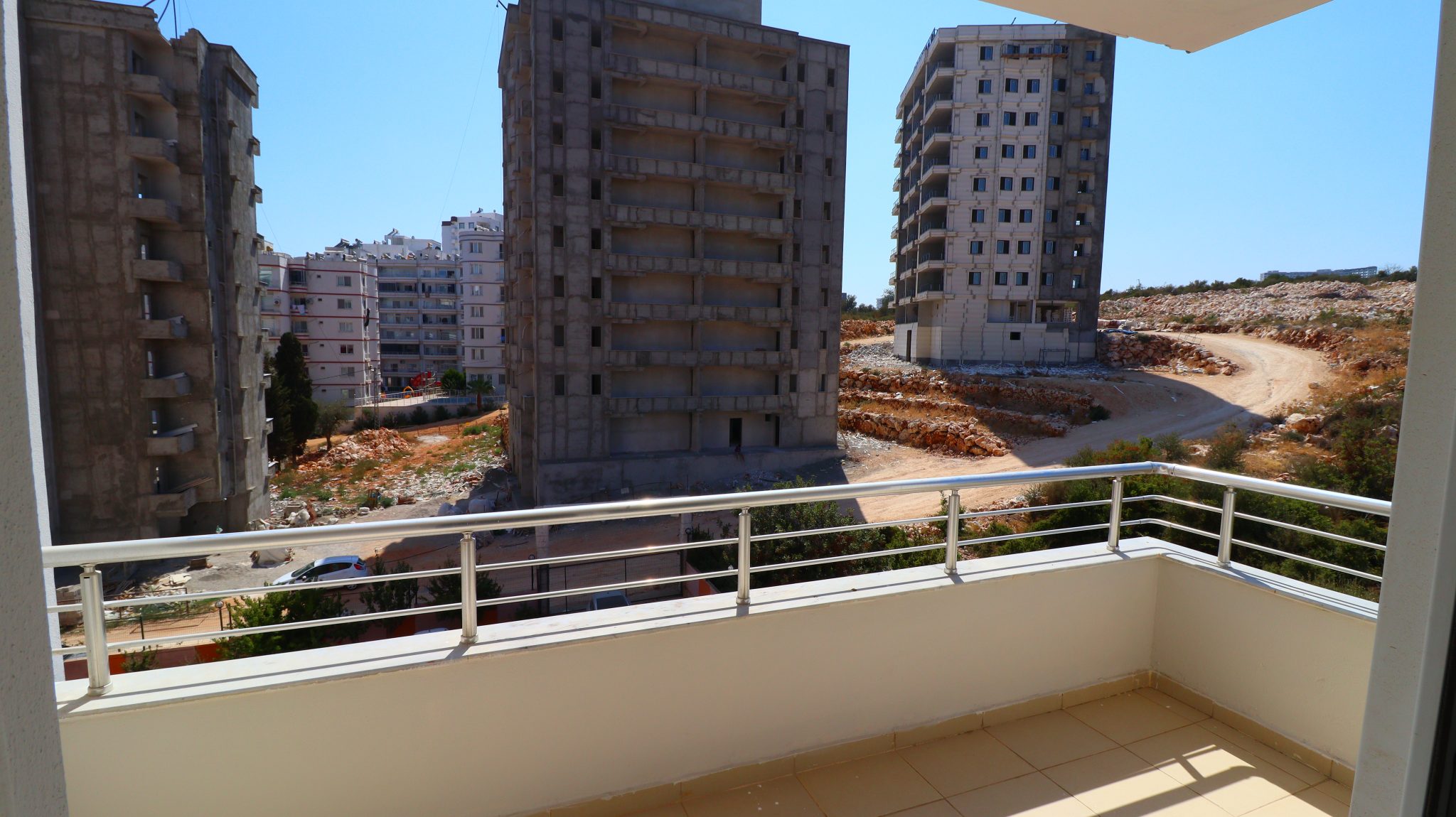 Mersin Erdemli Ayaş Site İçinde Deniz Manzaralı Satılık 2+1 Daire