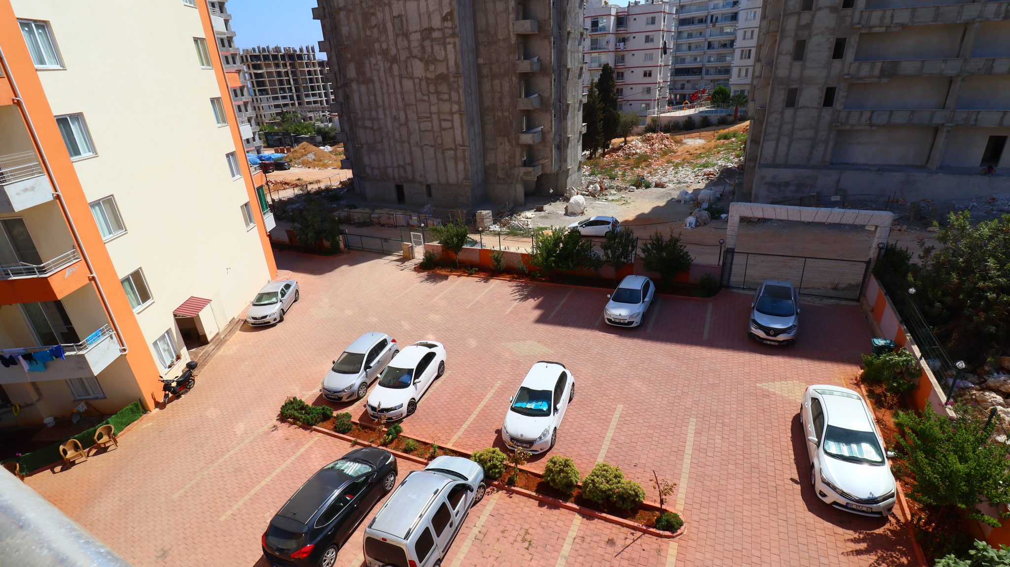 Mersin Erdemli Ayaş Site İçinde Deniz Manzaralı Satılık 2+1 Daire