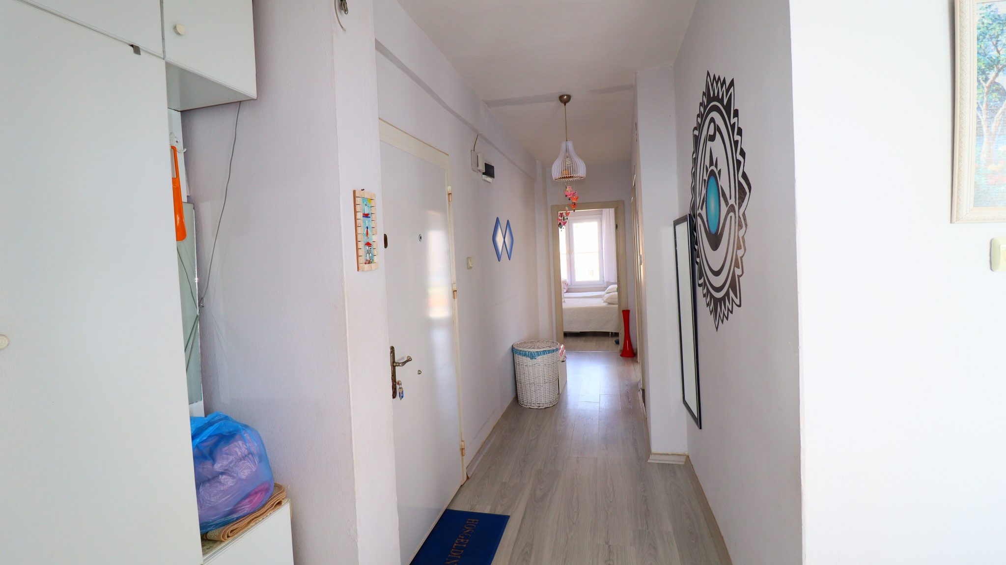 Möblierte 3+1 Wohnung zur Miete in Mersin Erdemli Arpaçbahşiş Özaltın Palmiye Beachfront
