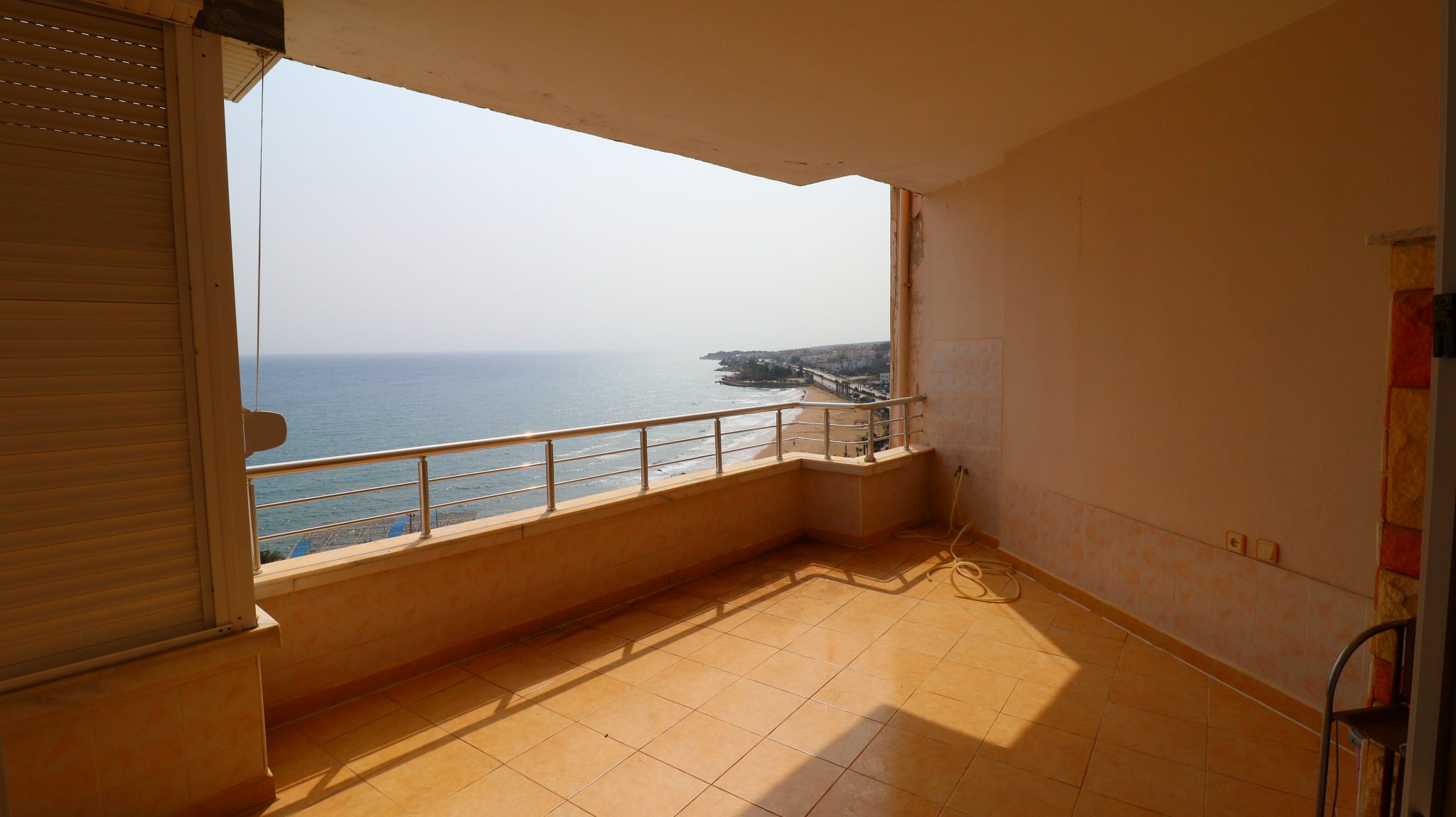 Mersin Erdemli Ayaş Koç Sitesi 2+1 Möblierte Diare zu vermieten