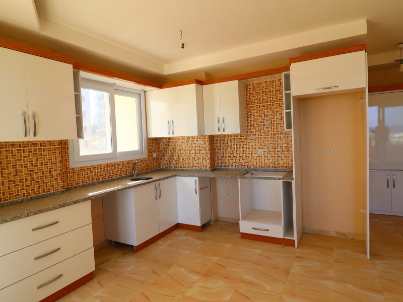 Mersin Erdemli Ayaş Site İçinde Deniz Manzaralı Satılık 2+1 Daire