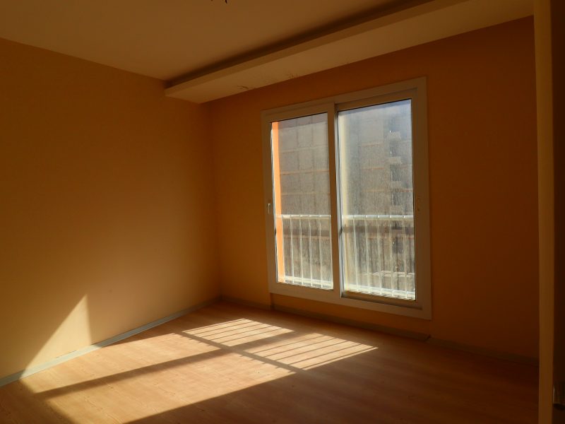 Mersin Erdemli Ayaş Site İçinde Deniz Manzaralı Satılık 2+1 Daire