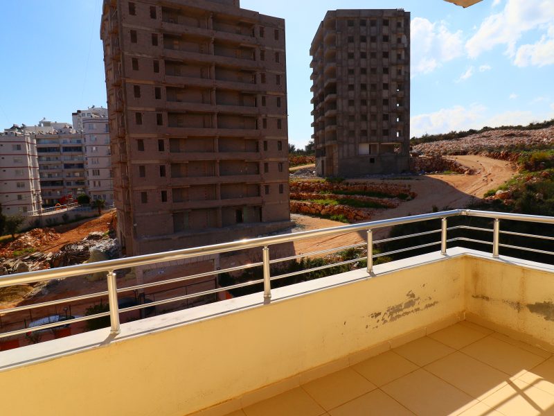 Mersin Erdemli Ayaş Site İçinde Deniz Manzaralı Satılık 2+1 Daire
