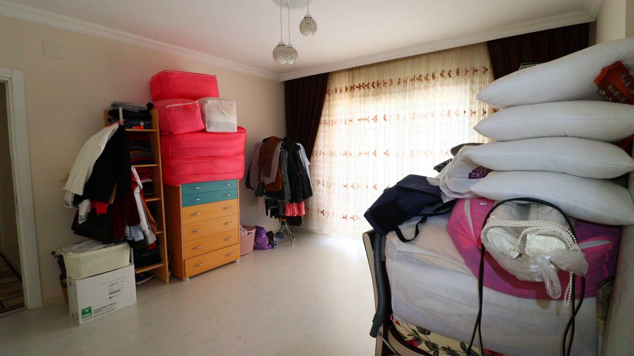 Mersin Erdemli Çeşmeli d400 Karayol Güzergahı Satılık 2+1 Uygun Fiyat Daire