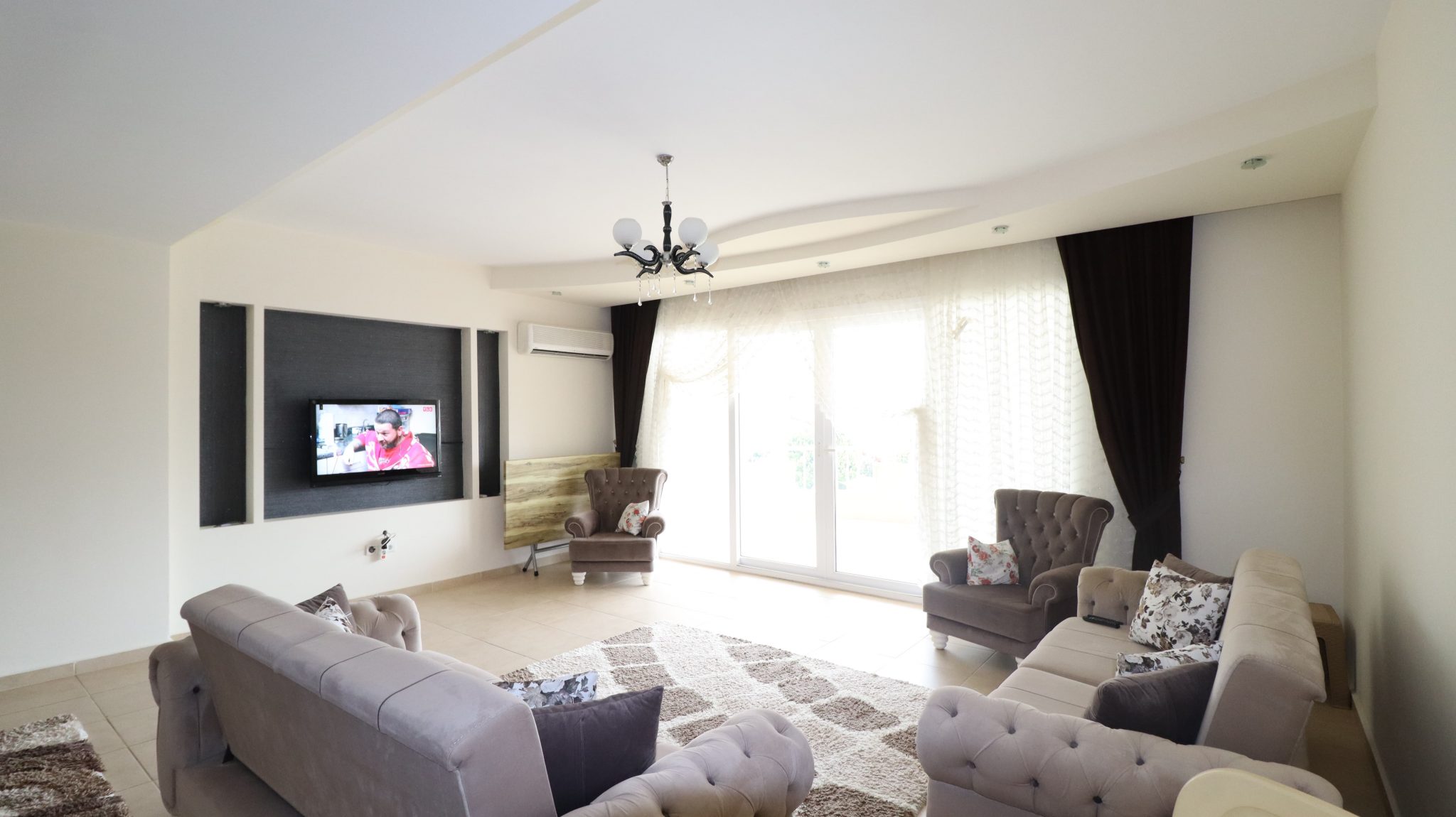 Mersin Erdemli Kargıpınarı Queenaba Sitesi 3+1 Wohnung zu vermieten