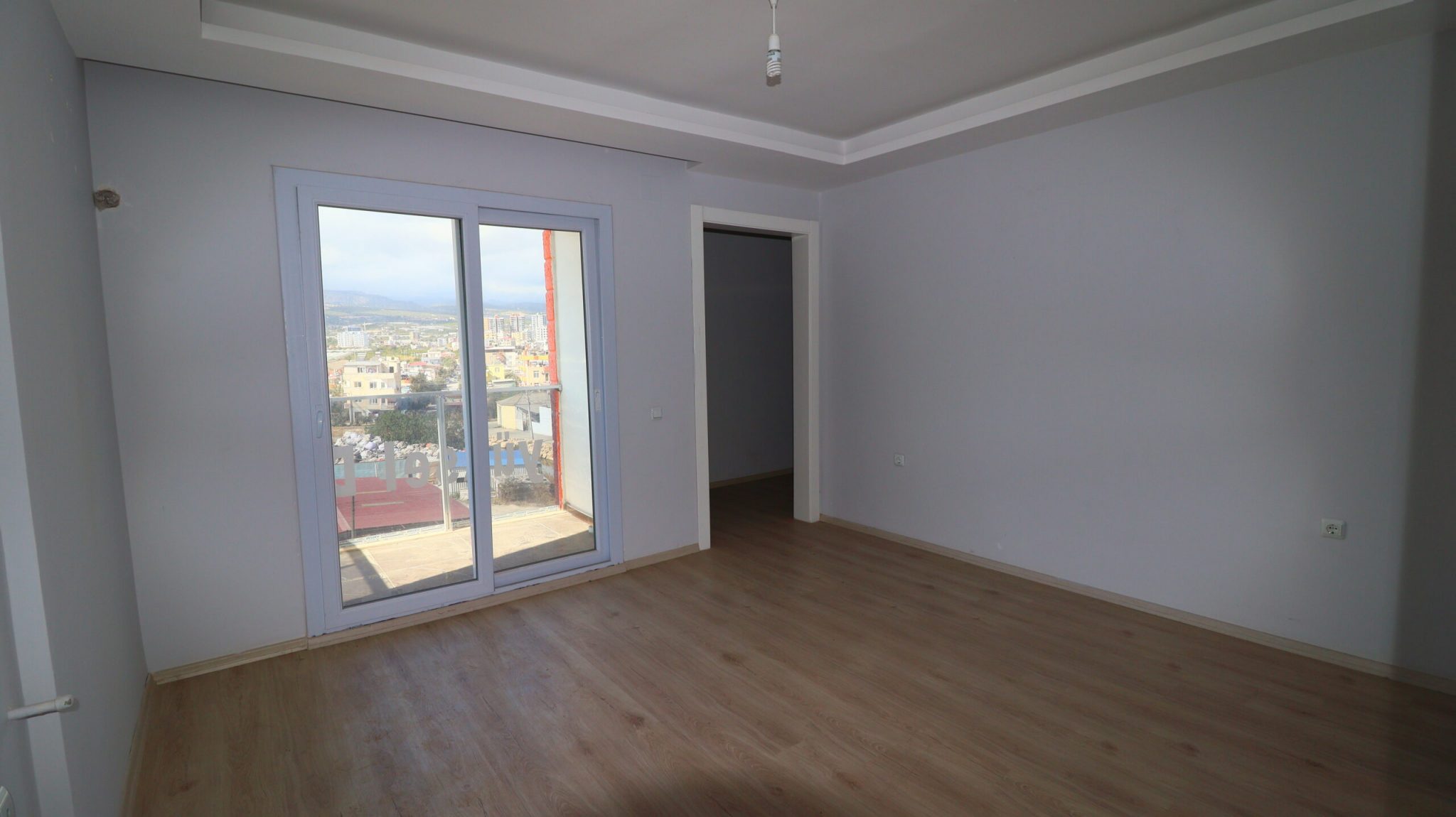 Mersin Erdemli Koyuncu Yüksel Demir 3+1 Satılık Geniş Daire