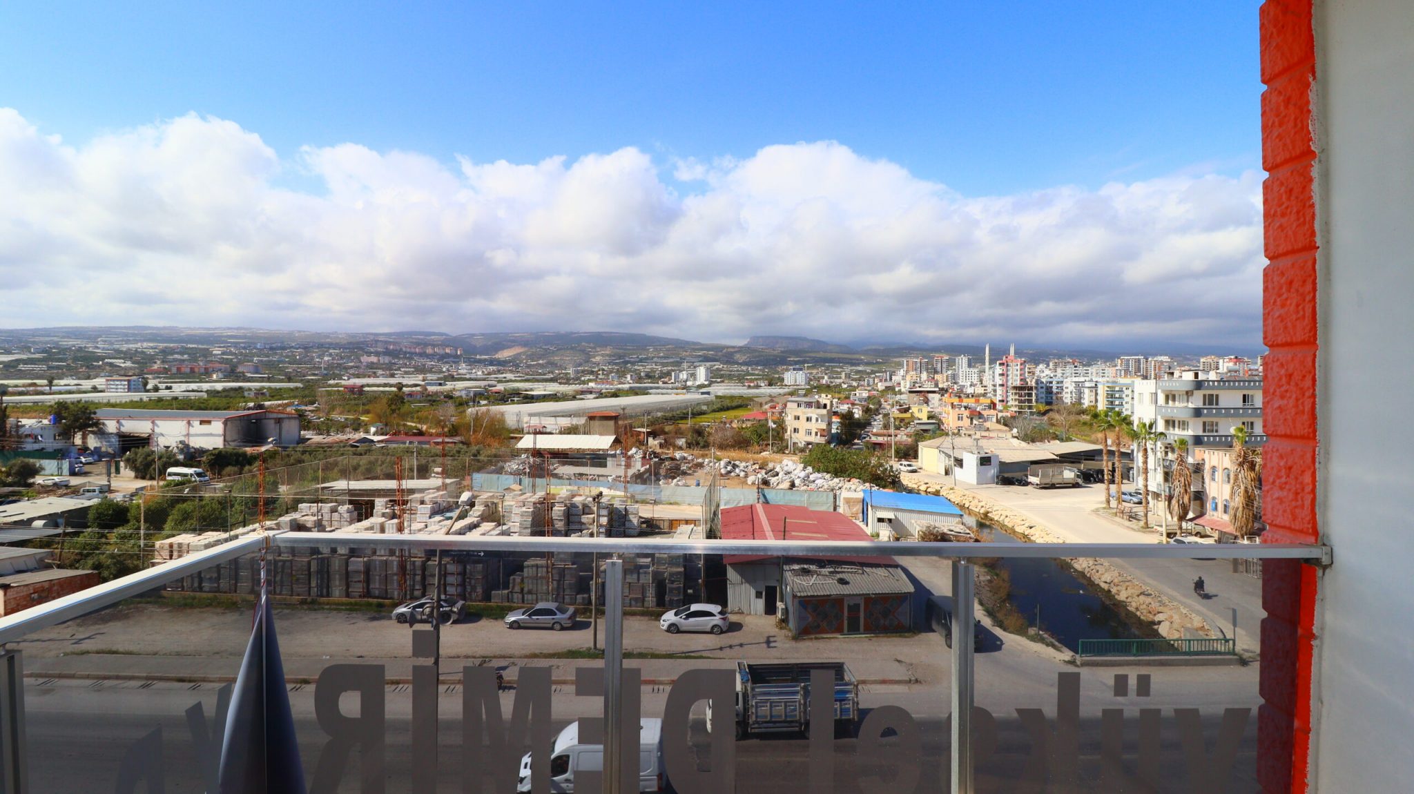 Mersin Erdemli Koyuncu Yüksel Demir 3+1 Satılık Geniş Daire