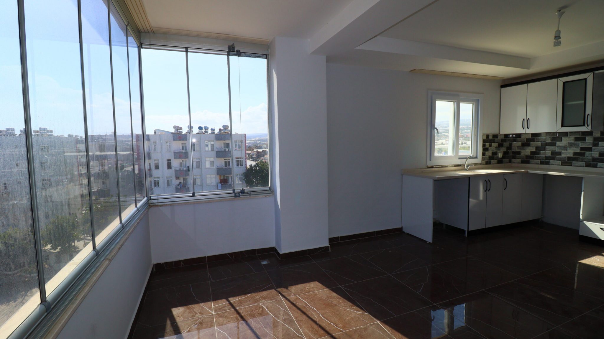 Mersin Erdemli Koyuncu Yüksel Demir 3+1 Satılık Geniş Daire
