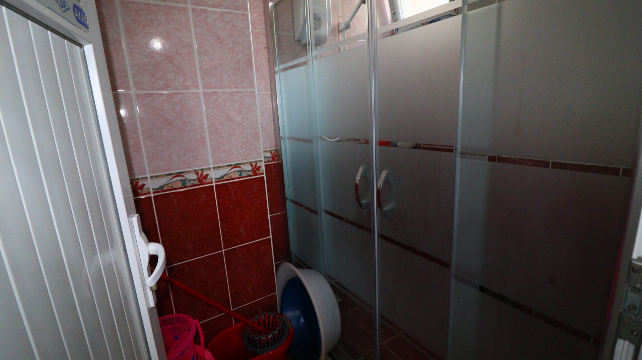 Mersin Erdemli Merkez 1.ci Plaj Yolu 3+1 Eşyalı Satılık Fırsat Daire