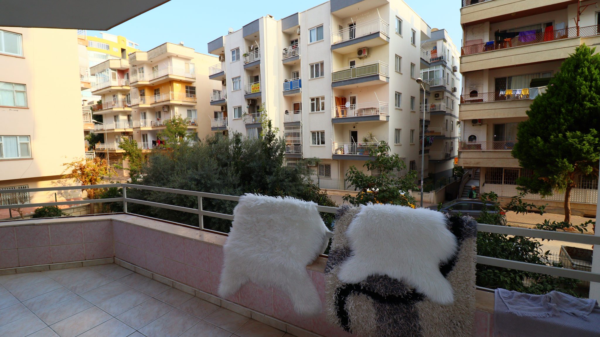Mersin Erdemli Center 1st Beach Road 3+1 Furnished Opportunity For Sale Diare