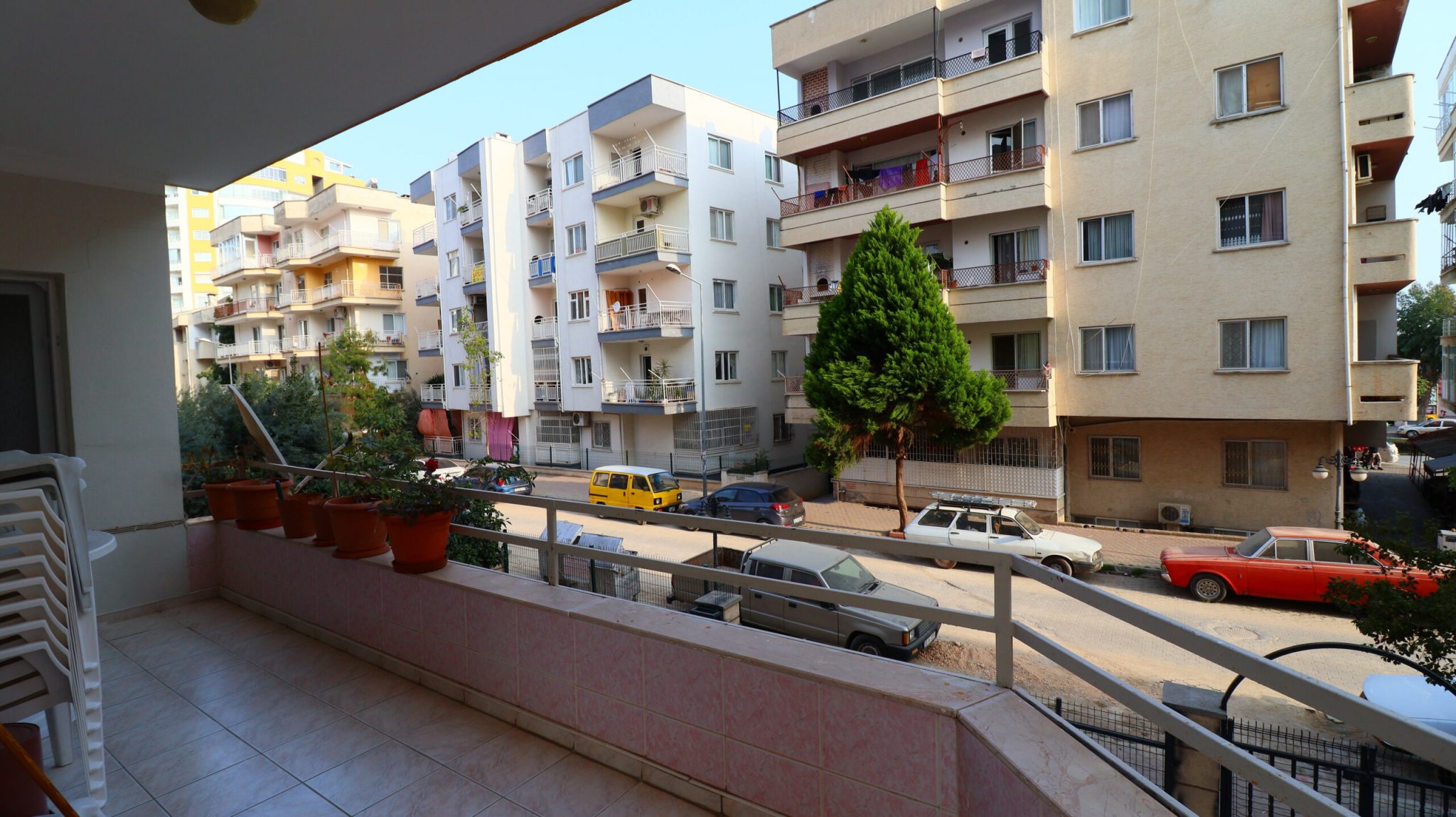 Mersin Erdemli Merkez 1.ci Plaj Yolu 3+1 Eşyalı Satılık Fırsat Daire