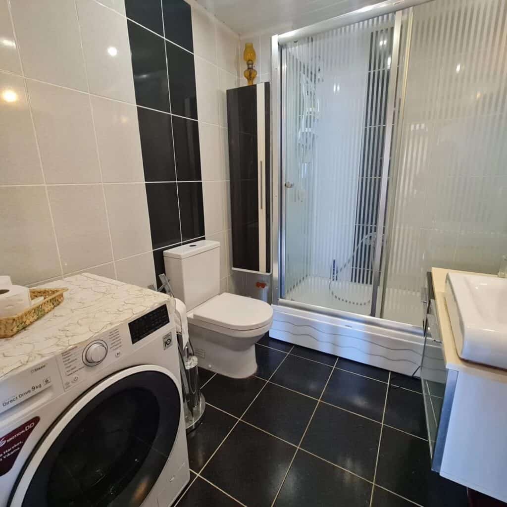 Mersin Erdemli Orfoz Sitesi Satılık 3+1 Eşyalı Daire