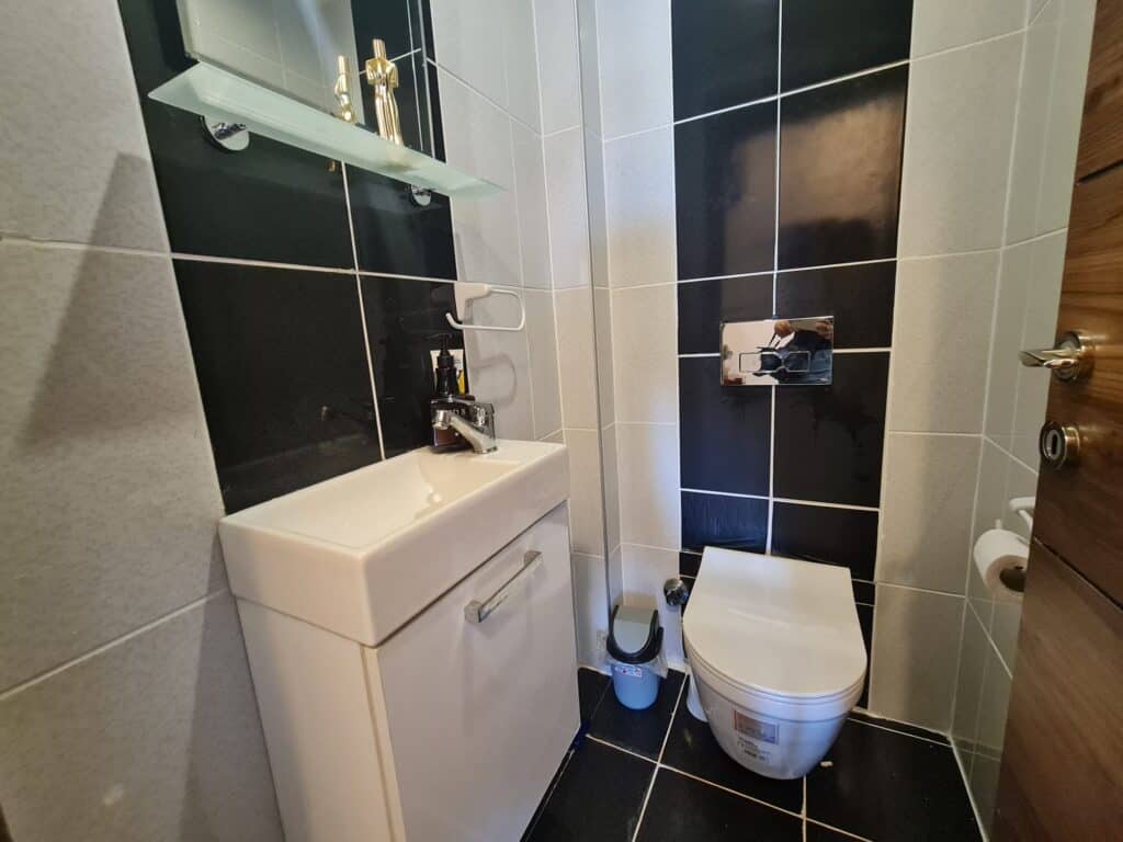 Mersin Erdemli Orfoz Sitesi Satılık 3+1 Eşyalı Daire