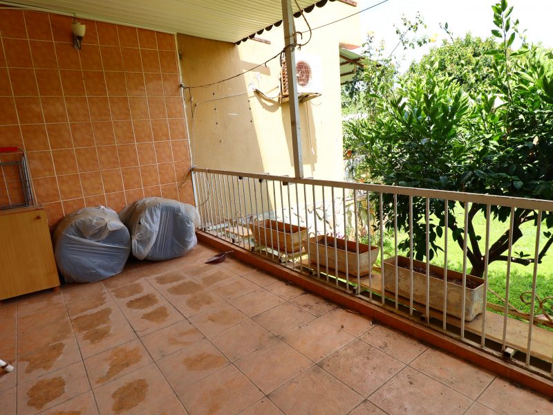 Mersin Erdemli Kocahasanlı Denize Sıfır Kiralık 1+1 Daire