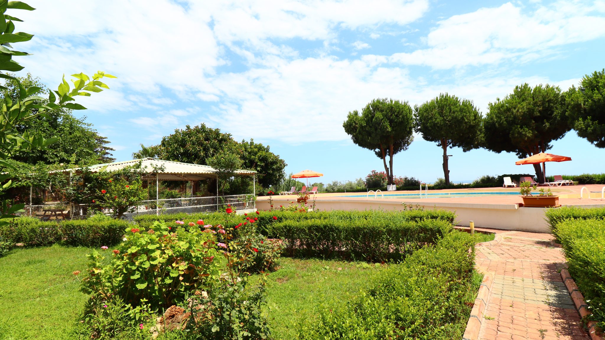 1+1 Flat For Rent In Mersin Erdemli Kocahasanlı Seafront