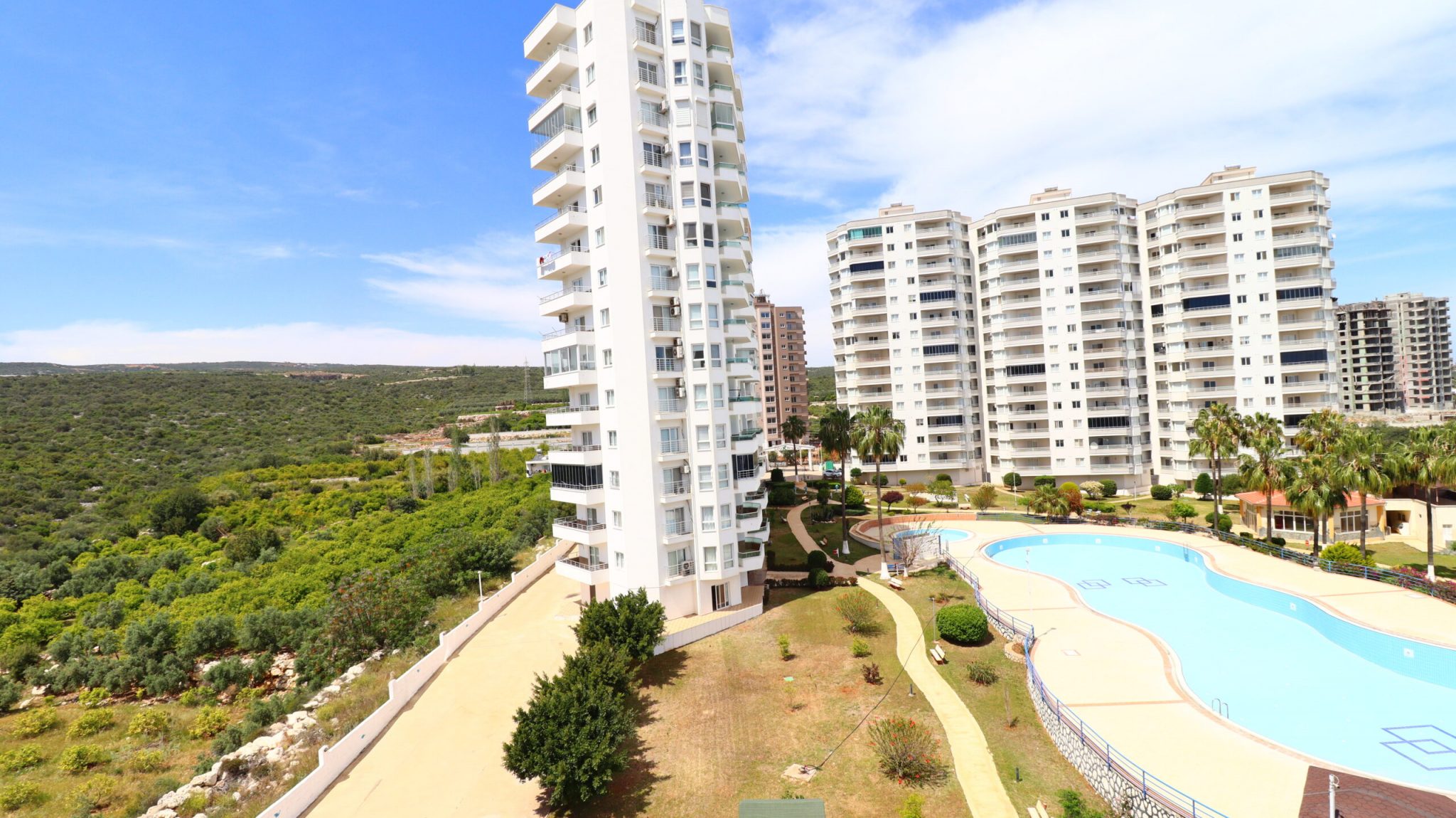 Mersin Erdemli Ayaş  Diva Holiday Yeni Bloklarda Eşyalı Satılık 2+1 Daire