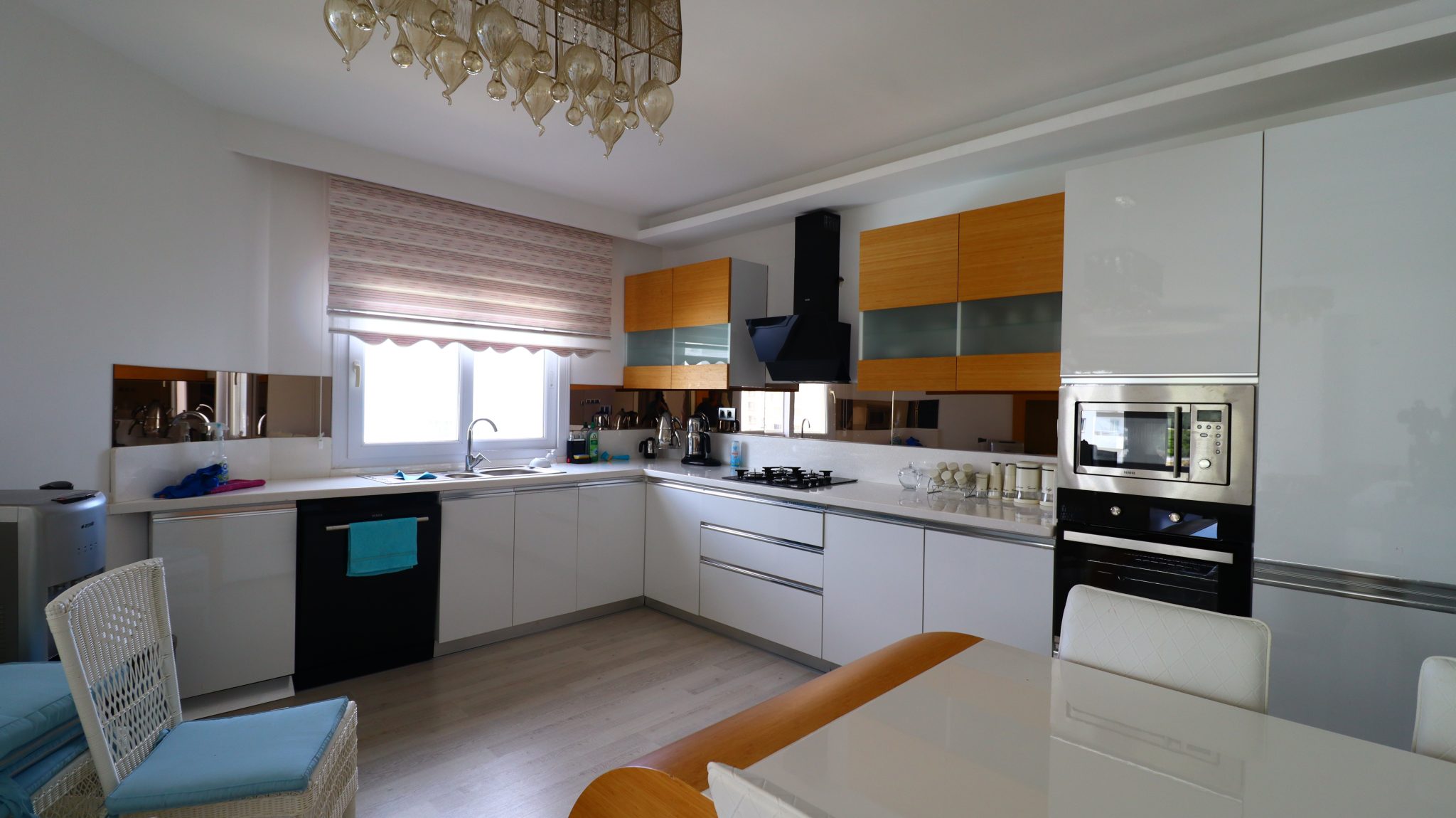 Mersin Erdemli Ayaş Diva Holiday Neue Blocks Möblierte 2+1 Wohnung zum Verkauf