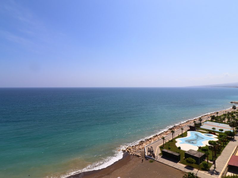 Mersin Erdemli Alatapark Satılık 4+1 Denize Sıfır Kafa Daire