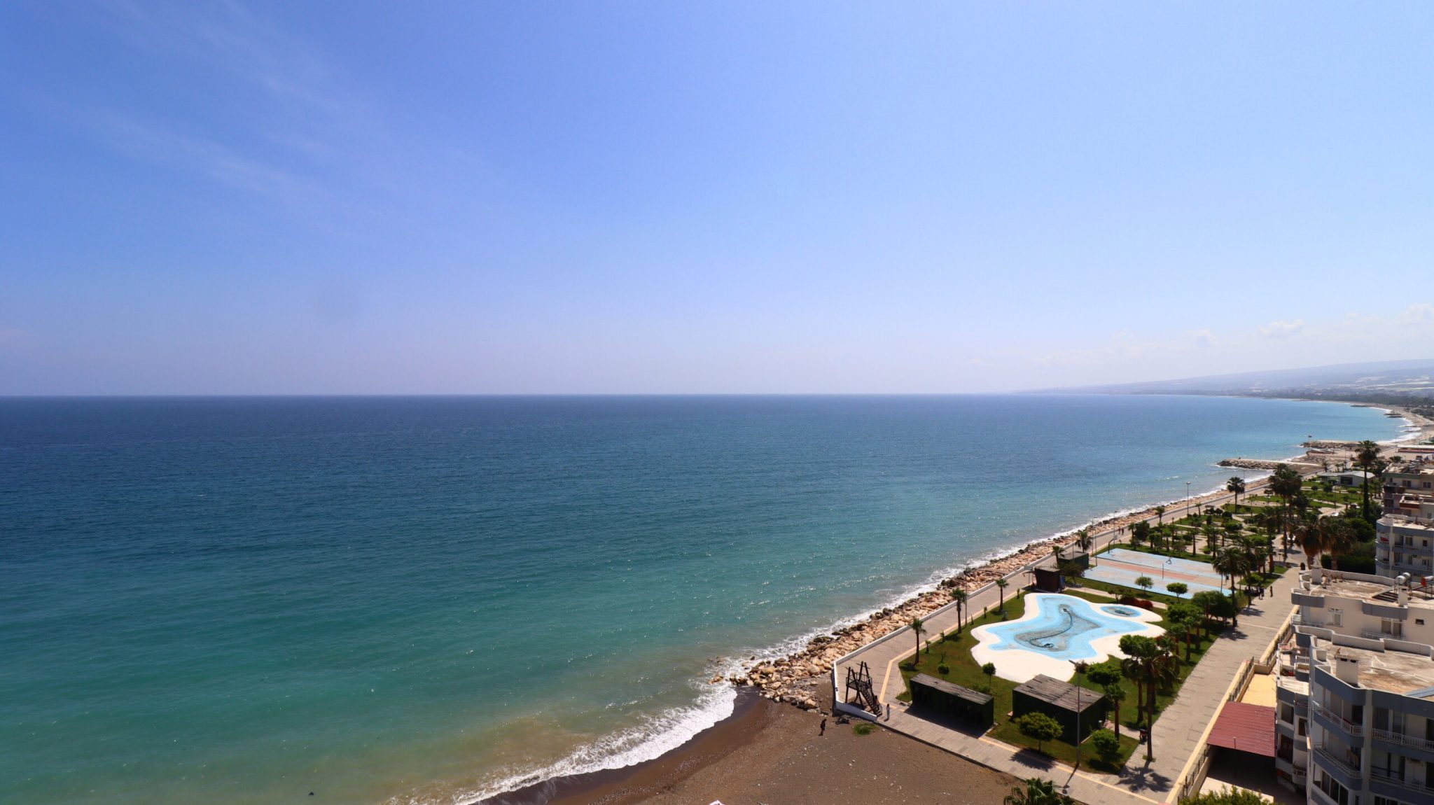 Mersin Erdemli Alatapark Satılık 4+1 Denize Sıfır Kafa Daire