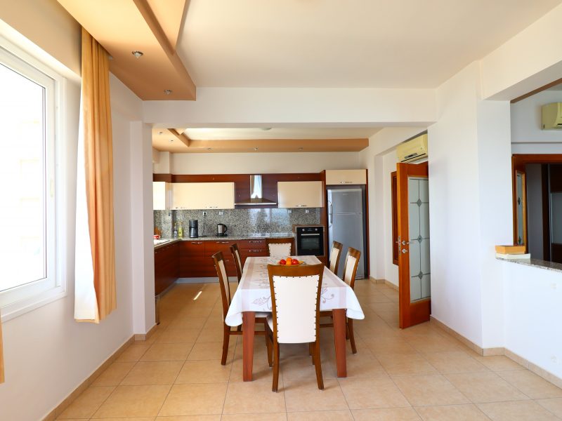 Mersin Erdemli Alatapark Satılık 4+1 Denize Sıfır Kafa Daire