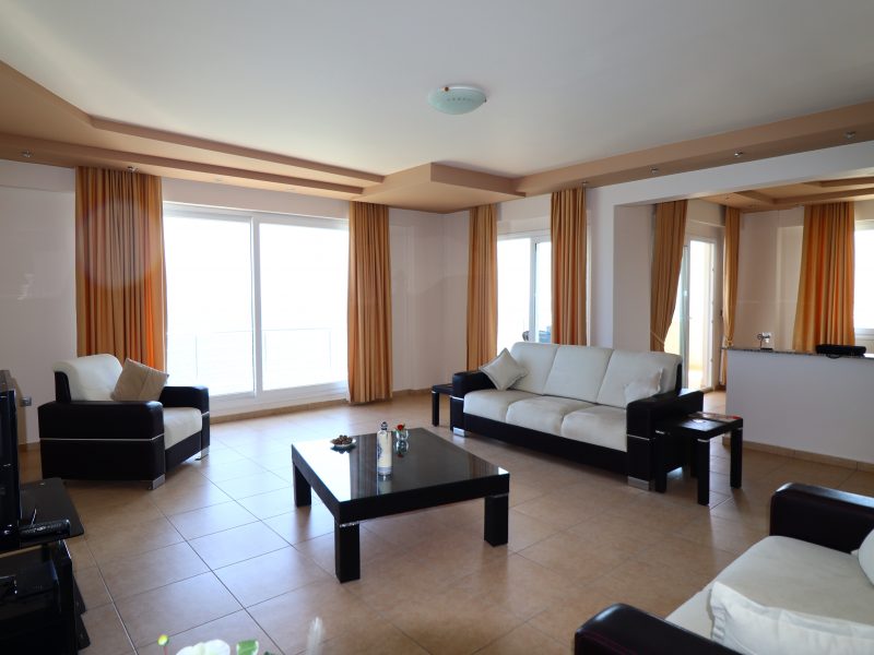 Mersin Erdemli Alatapark Satılık 4+1 Denize Sıfır Kafa Daire