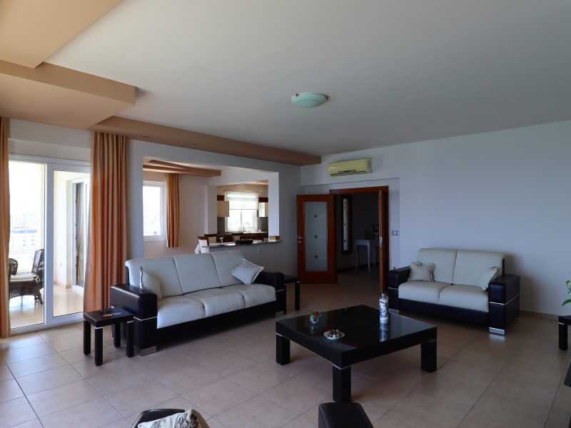 Mersin Erdemli Alatapark Satılık 4+1 Denize Sıfır Kafa Daire