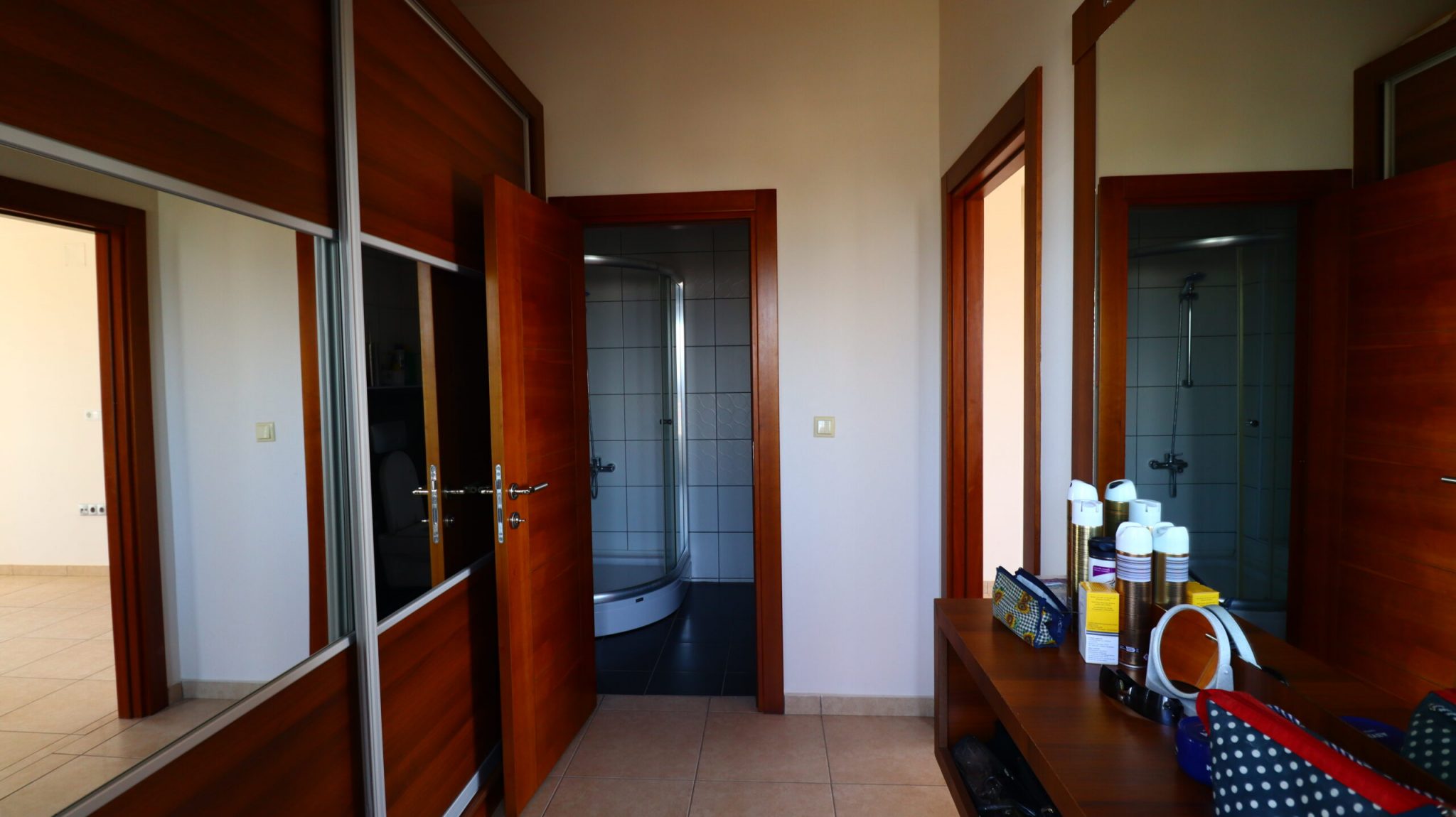 Mersin Erdemli Alatapark Satılık 4+1 Denize Sıfır Kafa Daire