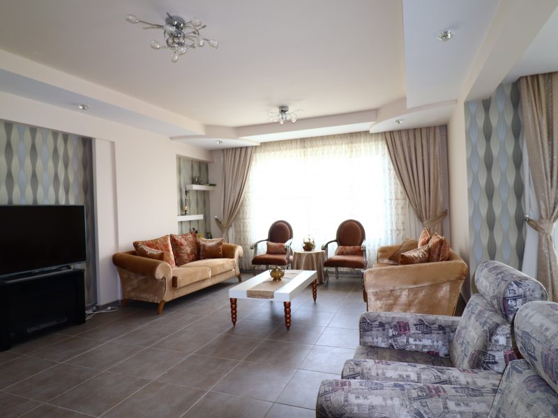 Mersin Erdemli Alata Oba Plaza Satılık 5+1 Dublex Daire